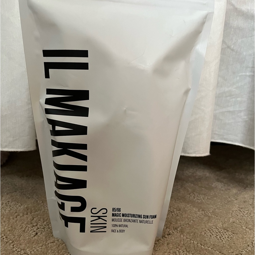 IL MAKIAGE Moisturizing Sun Foam
